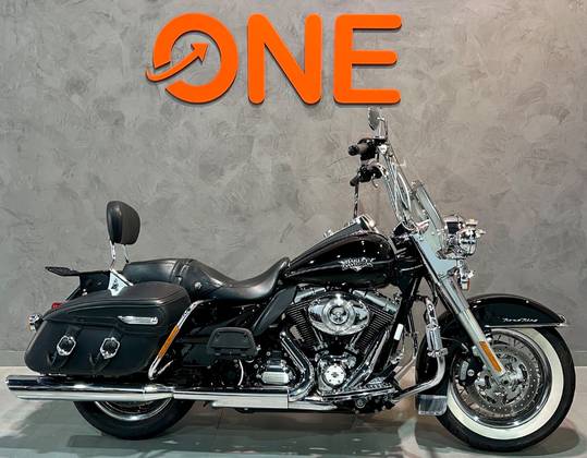 HARLEY-DAVIDSON ROAD KING CLASSIC HARLEY-DAVIDSON ROAD KING CLASSIC